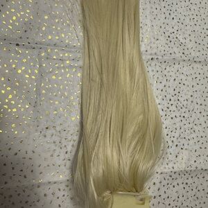 Elegant Blonde Hair Extension NWOT